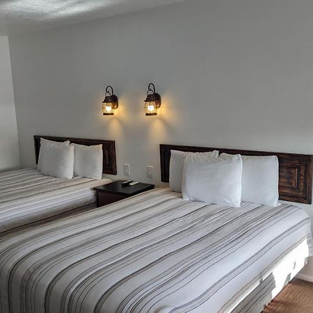 High Desert Inn Salina Bagian luar foto