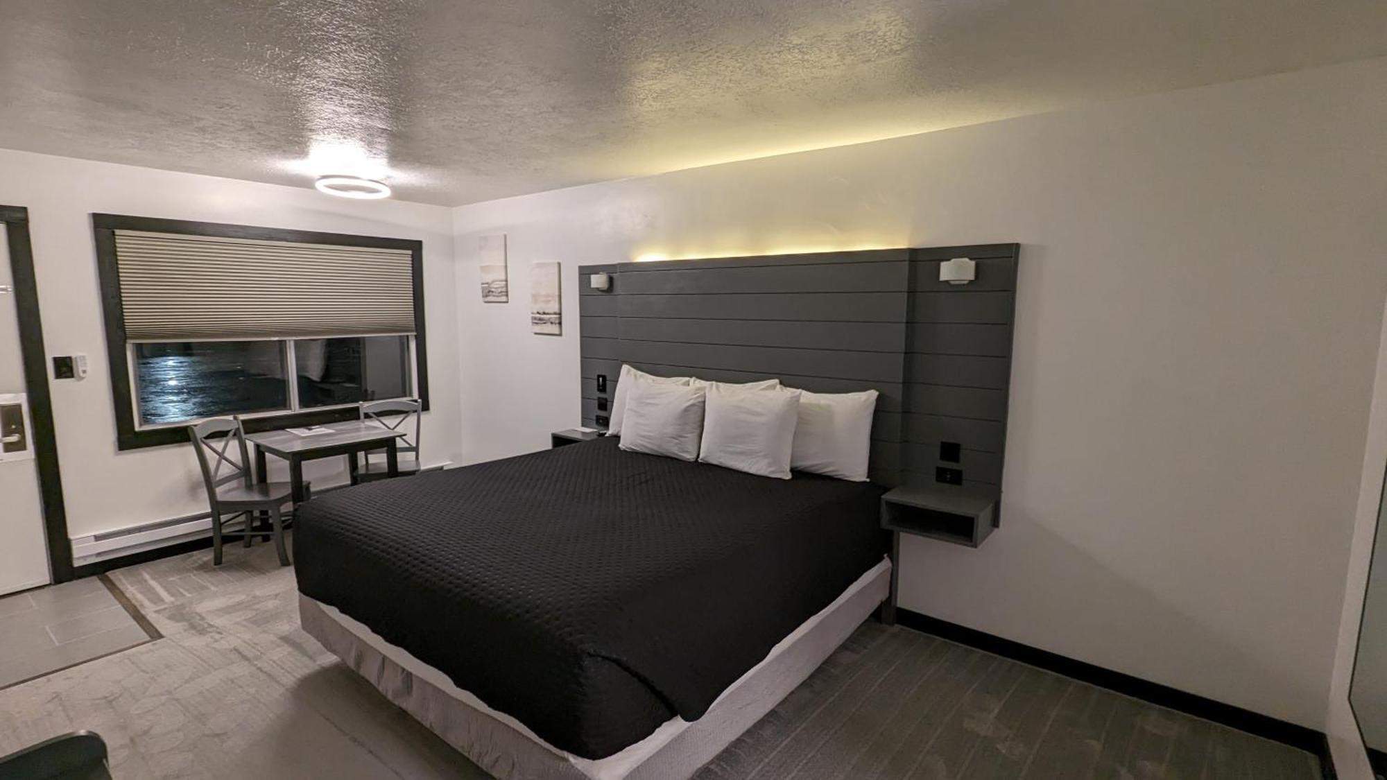 High Desert Inn Salina Bagian luar foto