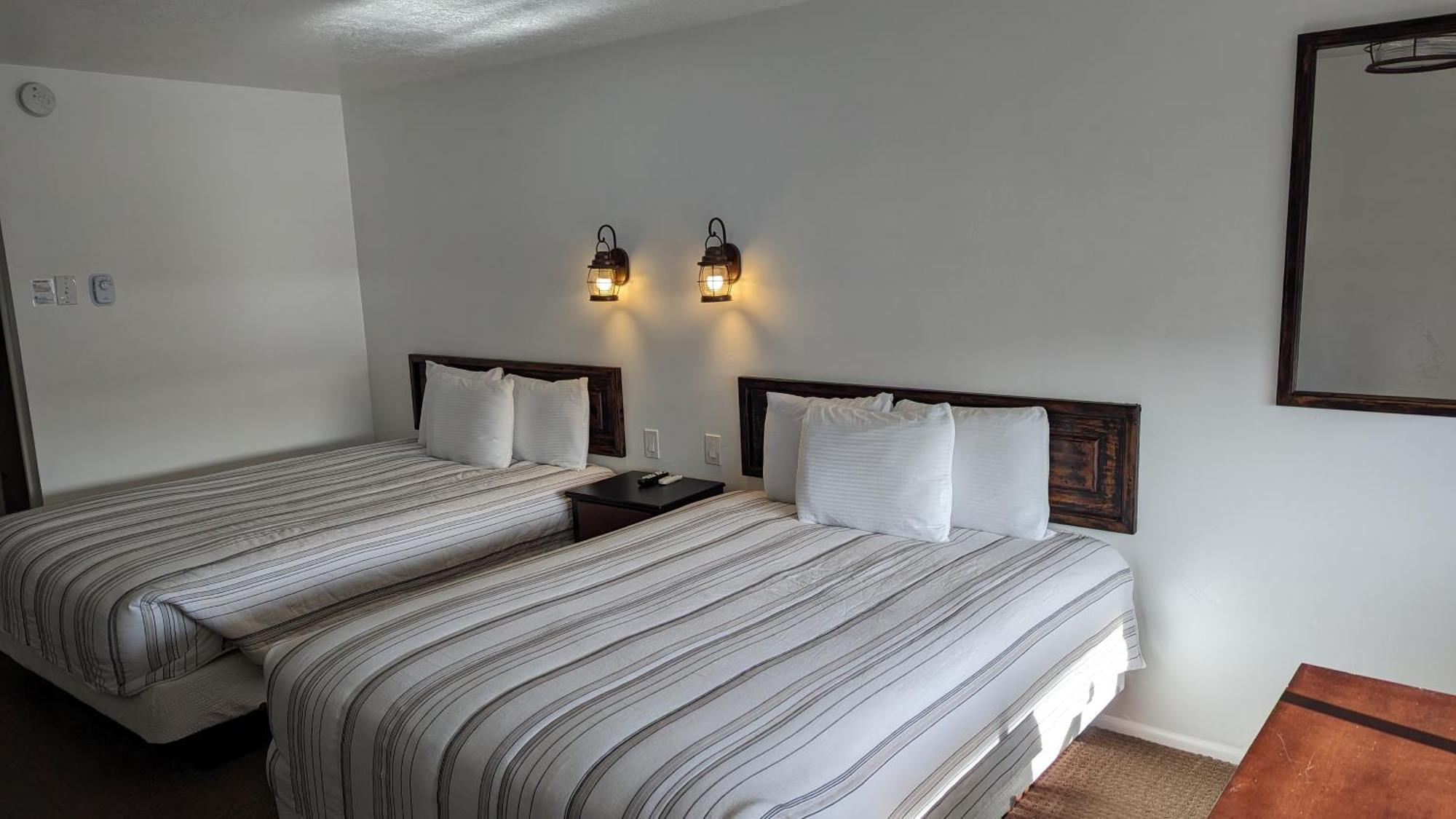High Desert Inn Salina Bagian luar foto